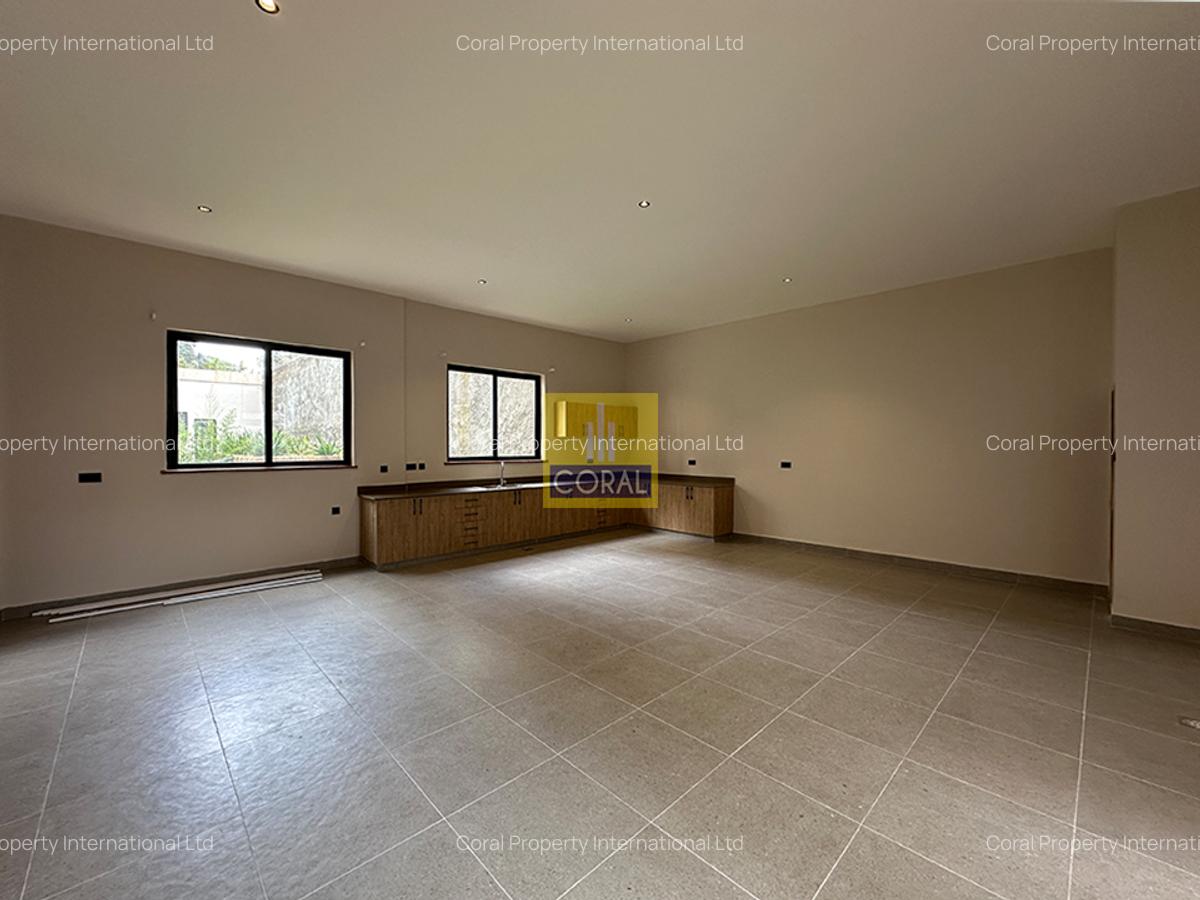4 Bed Apartment in Loresho - 16