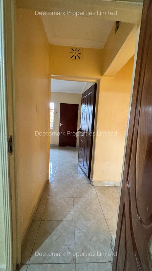 4 Bed House with En Suite at Karen End - 14