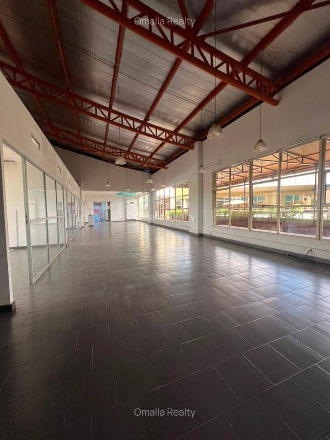 4,000 ft² Commercial Property with Service Charge Included in Westlands Area - 1