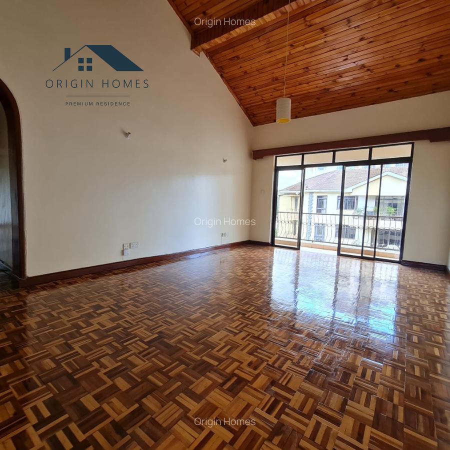 3 Bed Apartment with En Suite at Brookside - 4