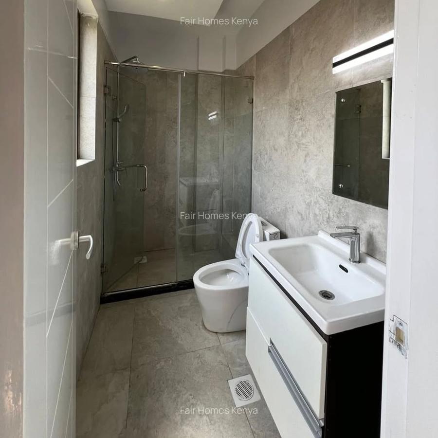 4 Bed Apartment with En Suite at Hatheru Road - 19