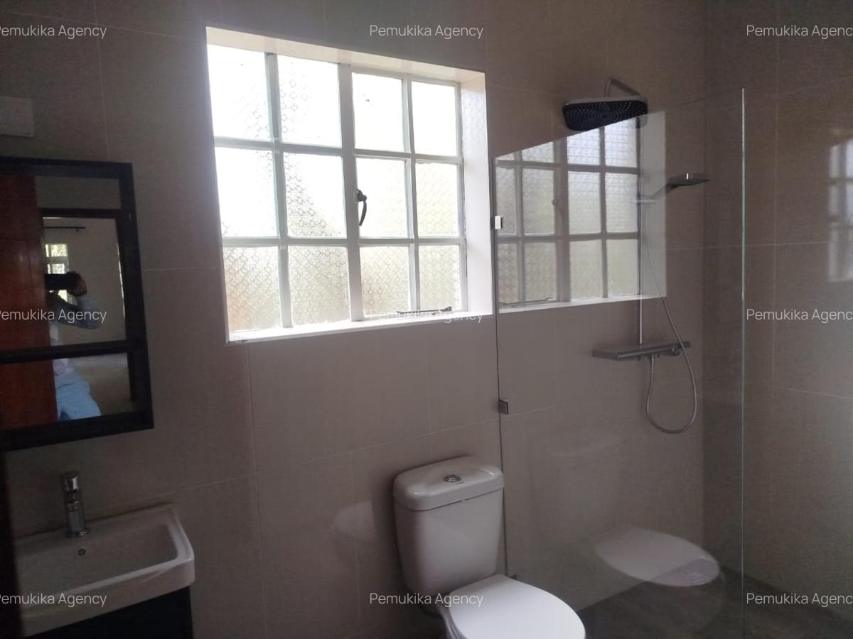 2 Bed Townhouse with En Suite in Karen - 8