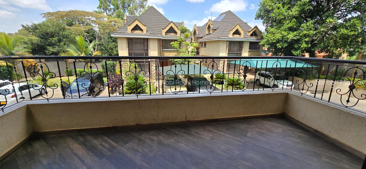5 Bed Townhouse with En Suite at Convent Drive - 5