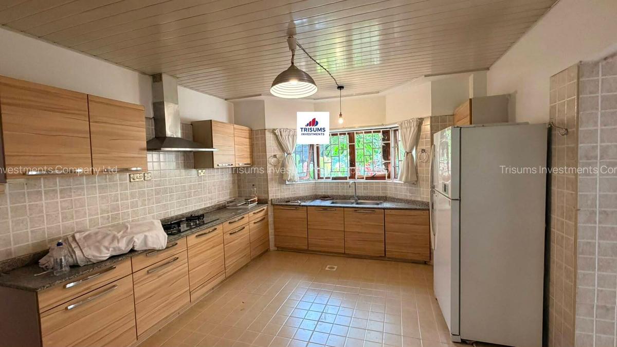 4 Bed Villa with En Suite in Runda - 8