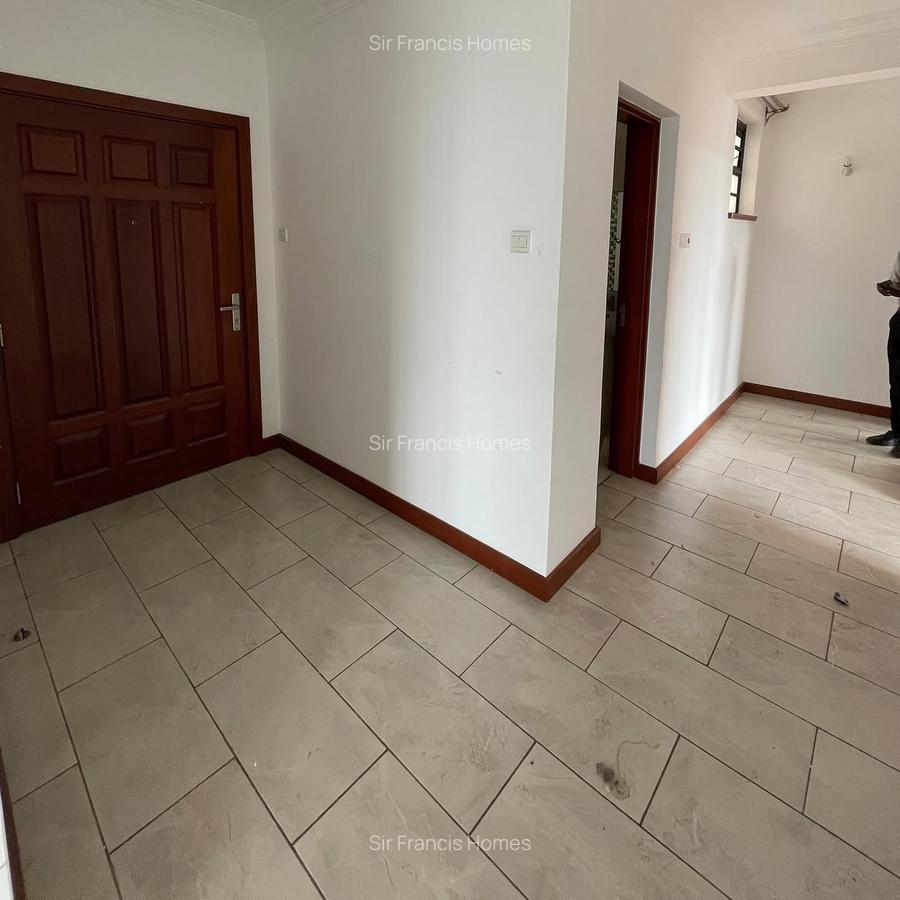 Serviced 2 Bed Apartment with En Suite in Kileleshwa - 8