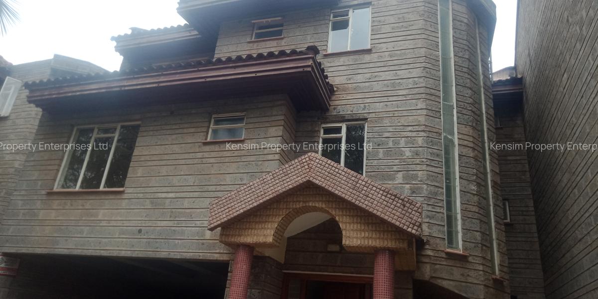 4 Bed Townhouse with En Suite in Lavington - 20