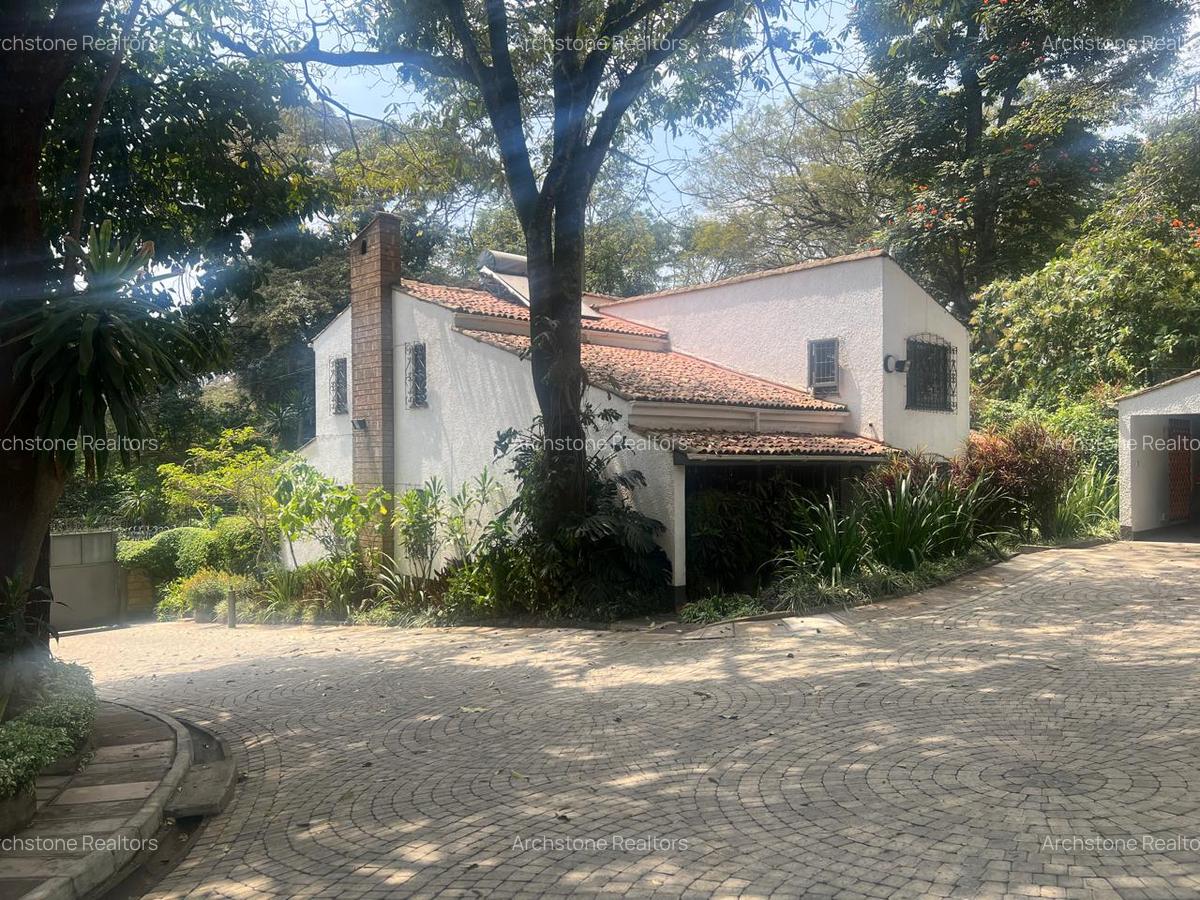 4 Bed Villa with En Suite in Muthaiga - 14