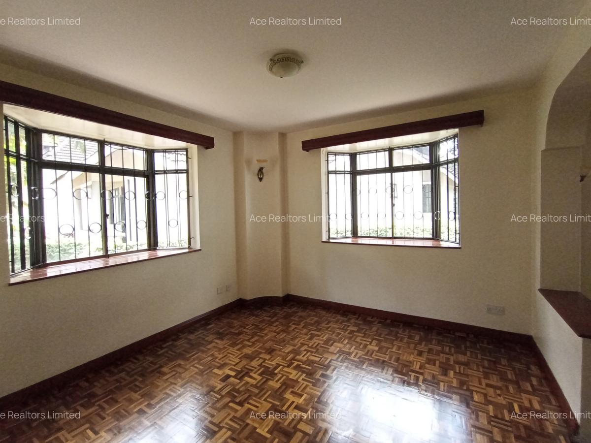 4 Bed Townhouse with En Suite at Eldama Ravine Rd - 4