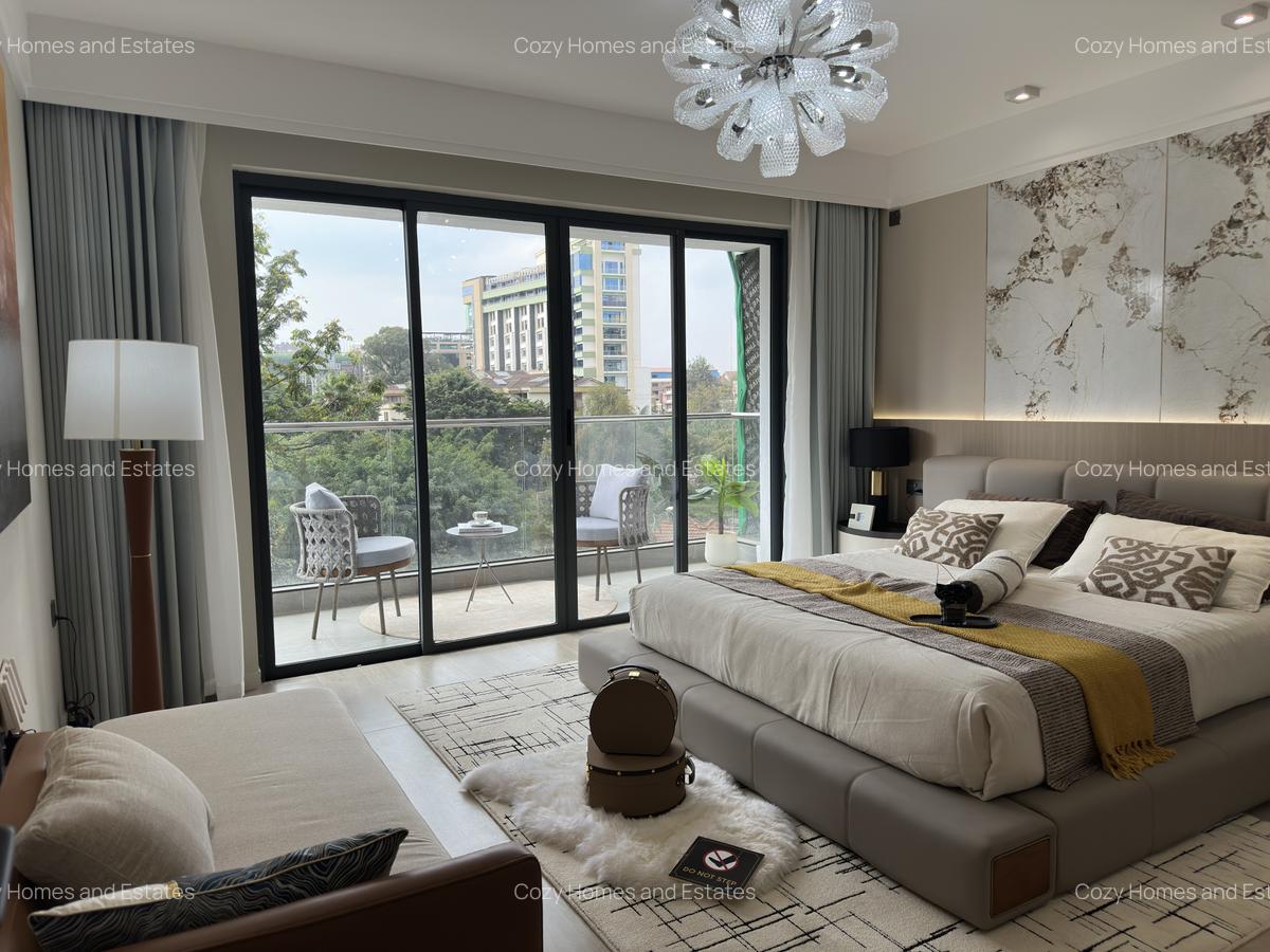 5 Bed Apartment with En Suite at Kilimani - 1
