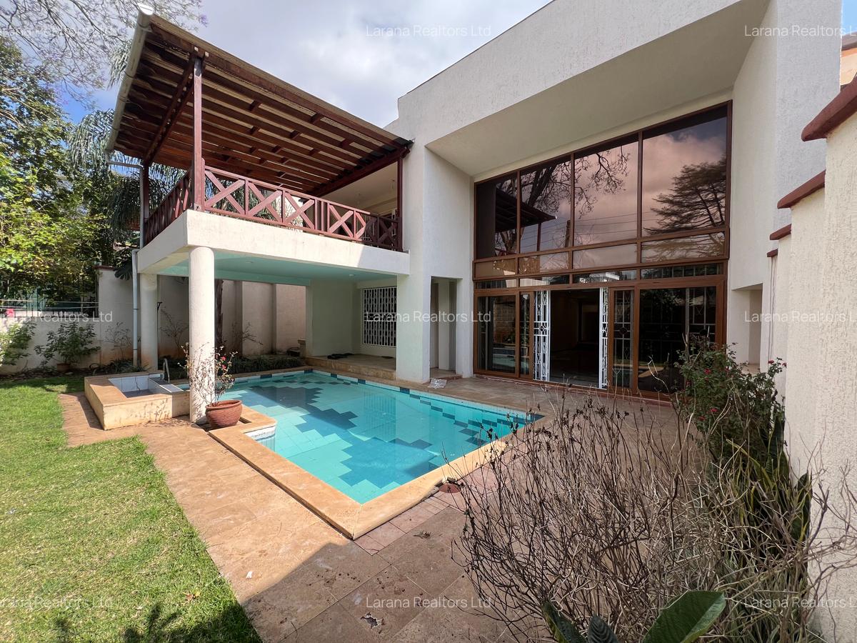 5 Bed Townhouse with En Suite at Convent Dr - 18