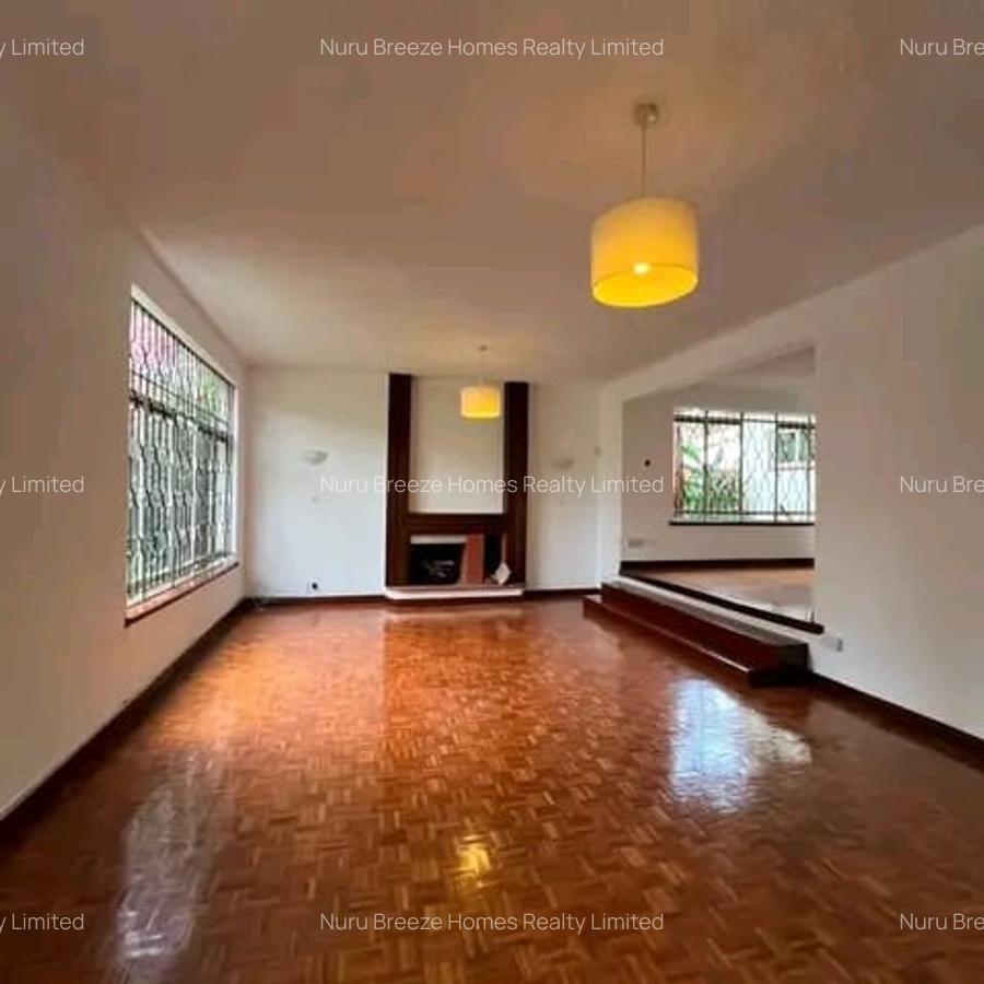4 Bed Townhouse with En Suite in Gigiri - 2