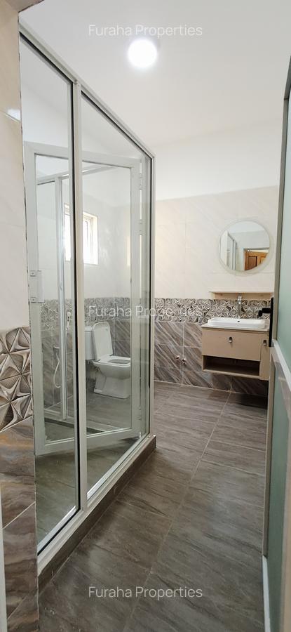 2 Bed Apartment with En Suite at Malindi - 15