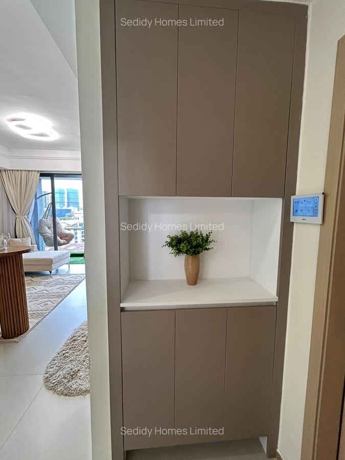Serviced 1 Bed Apartment with Swimming Pool in Riverside - 2