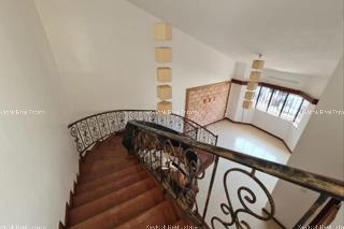 4 Bed Townhouse with En Suite at Gravelia Groove - 7