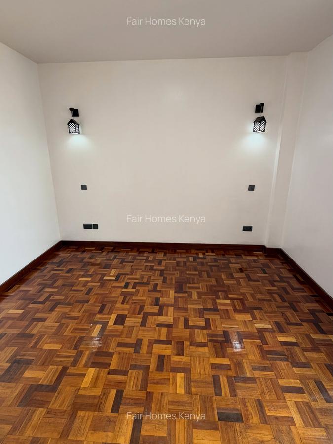 3 Bed Apartment with En Suite at Othaya Road - 6