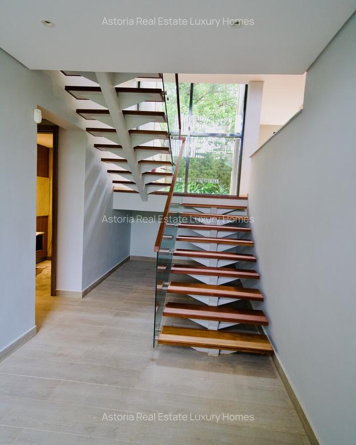 3 Bed Villa with En Suite at 2026-389 3 Bed - 7
