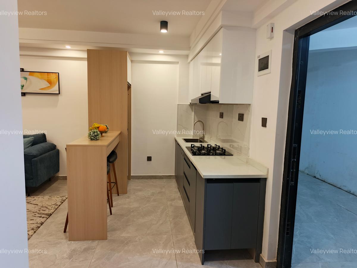 1 Bed Apartment with En Suite at Lavington - 3