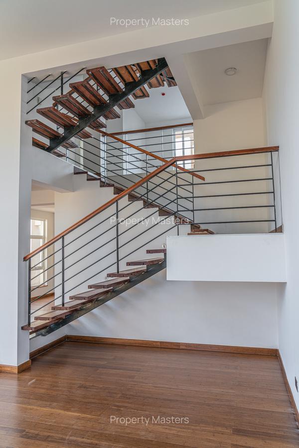 4 Bed Villa with En Suite at Kabasiran Avenue - 12