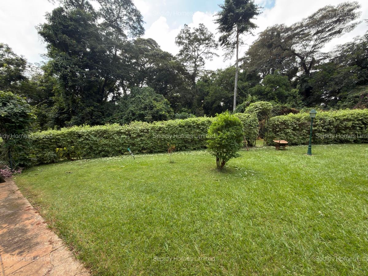 8 Bed House with En Suite in Muthaiga - 8