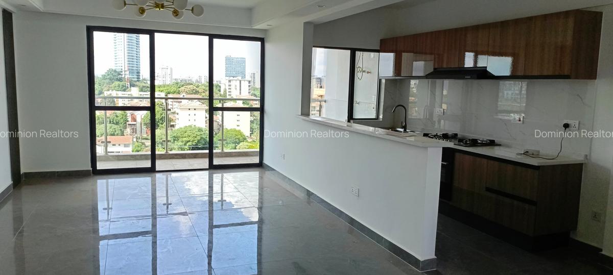 2 Bed Apartment with En Suite at Riverside Drive - 3
