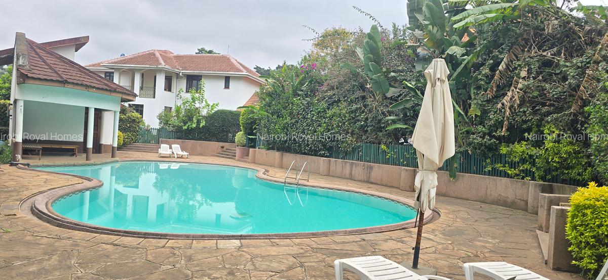 4 Bed Townhouse with En Suite at Convent Drive - 4