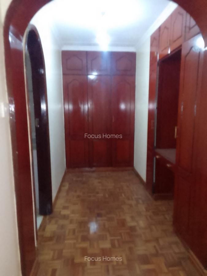 5 Bed Townhouse with En Suite in Riverside - 5