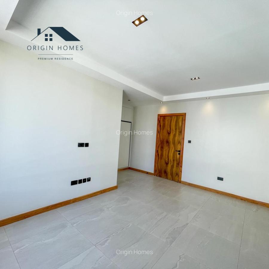 4 Bed Apartment with En Suite at Peponi Road - 12