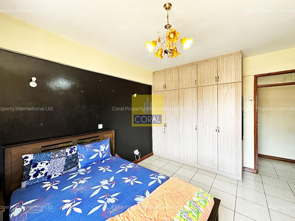 4 Bed Apartment with En Suite in Parklands - 10