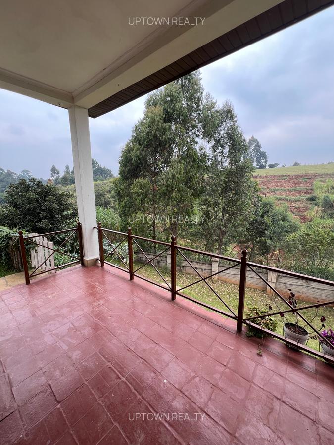 3 Bed Villa with En Suite at Redhill - 10