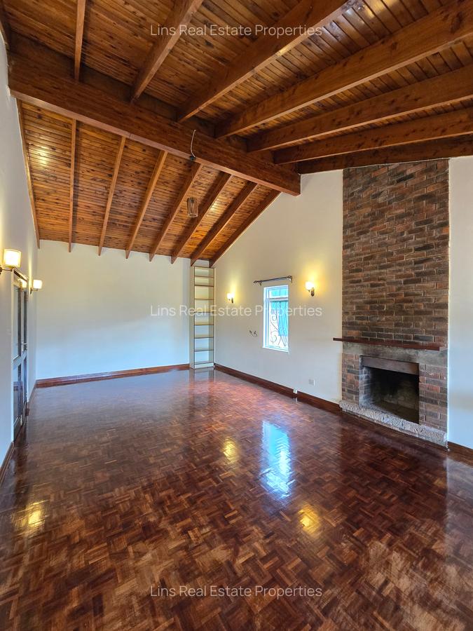 4 Bed House with En Suite in Runda - 18