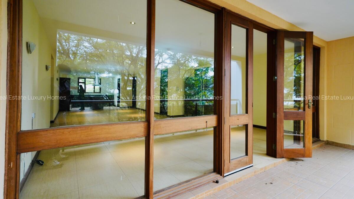 3 Bed Apartment with En Suite at 2026-536 3 Bed - 4