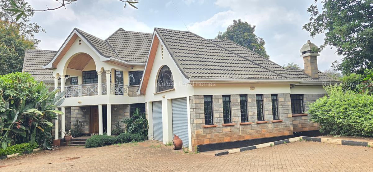 5 Bed House with En Suite at Spring Valley - 3