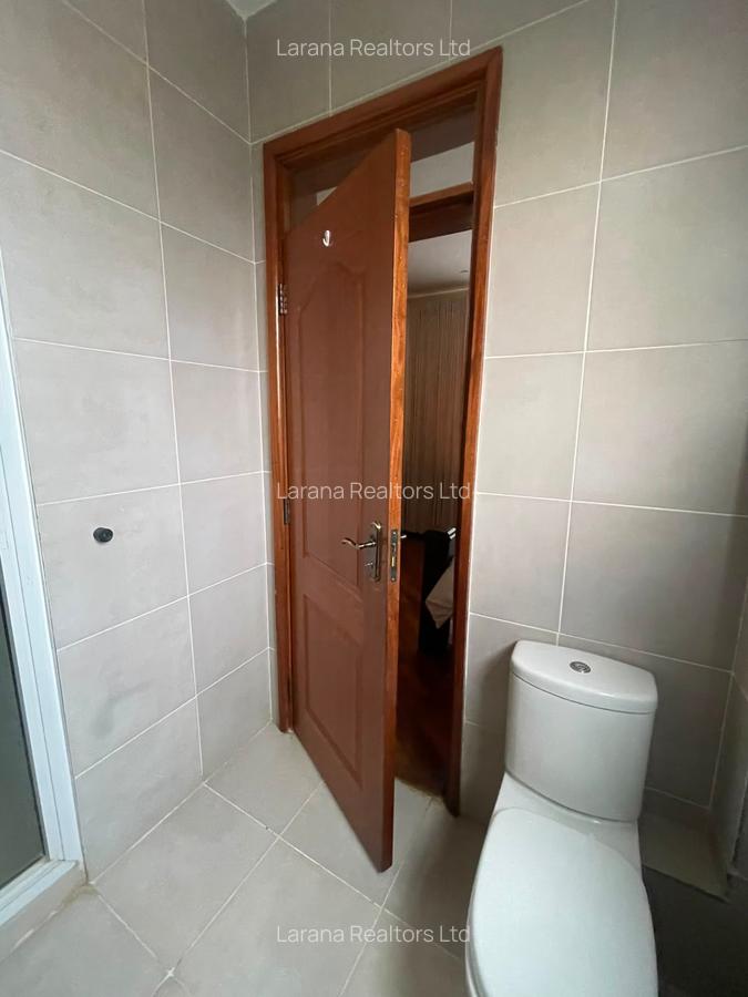 Furnished 2 Bed Apartment with En Suite at Dennis Pritt Rd - 11