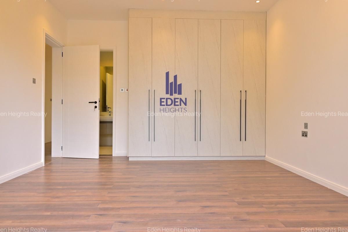 5 Bed Townhouse with En Suite at Mzima - 14