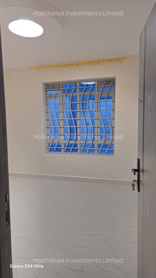 4 Bed House with En Suite at Riverside Drive - 10