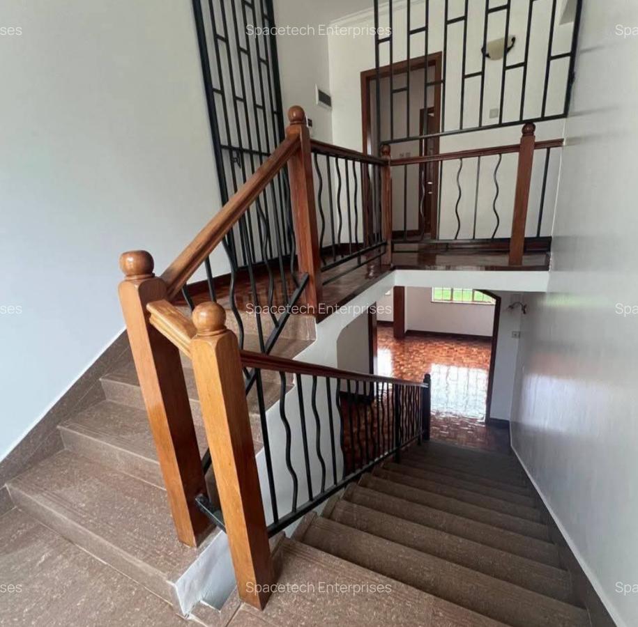 4 Bed Townhouse with En Suite in Loresho - 14