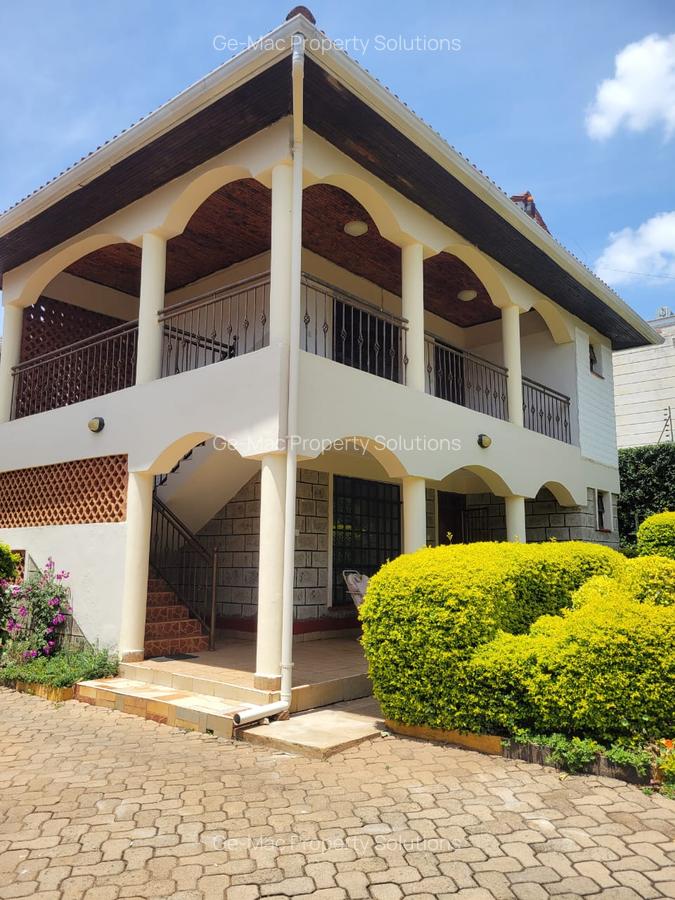 2 Bed House with En Suite in Nyari - 1