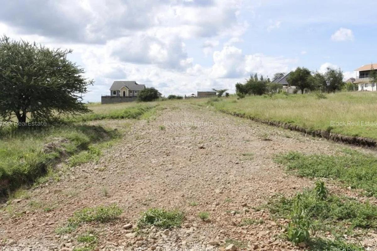 505.86 m² Land in Joska - 2