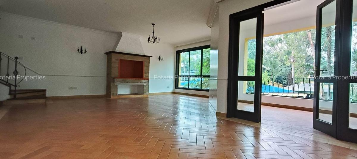 3 Bed Townhouse with En Suite in Kyuna - 2