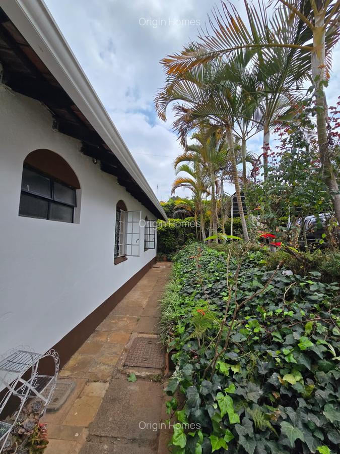 4 Bed House with En Suite in Loresho - 18