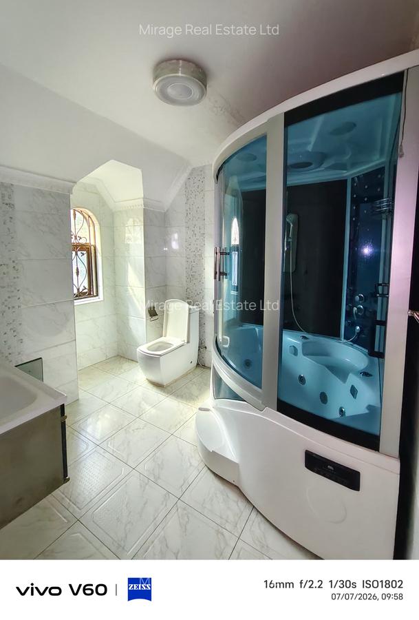 5 Bed Villa with En Suite in Lavington - 4