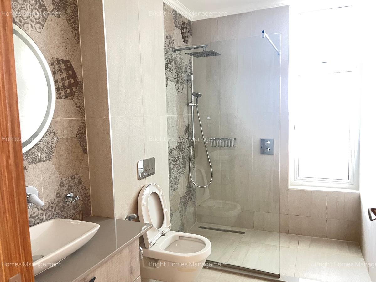 3 Bed Apartment with En Suite in Muthaiga - 16