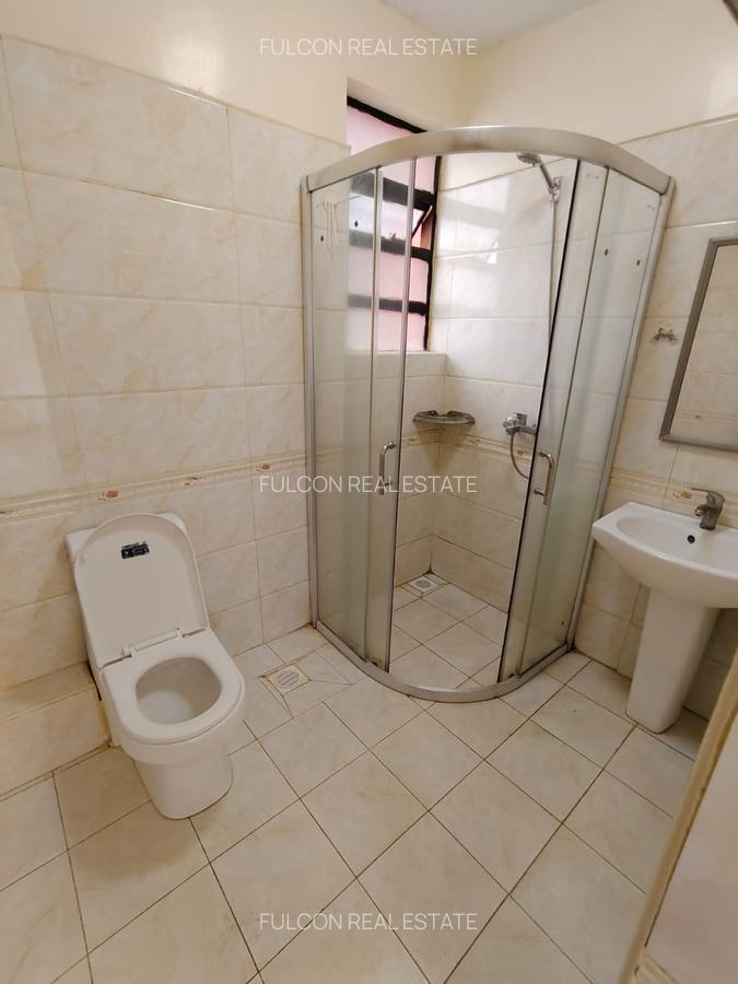 2 Bed Apartment with Swimming Pool in Kilimani - 11