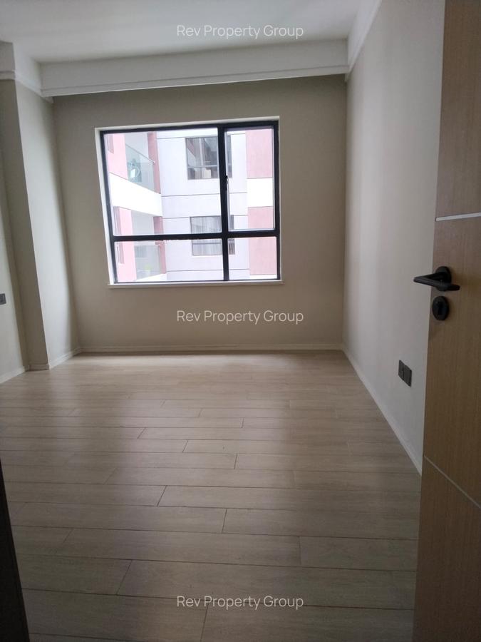 1 Bed Apartment with En Suite in Lavington - 7