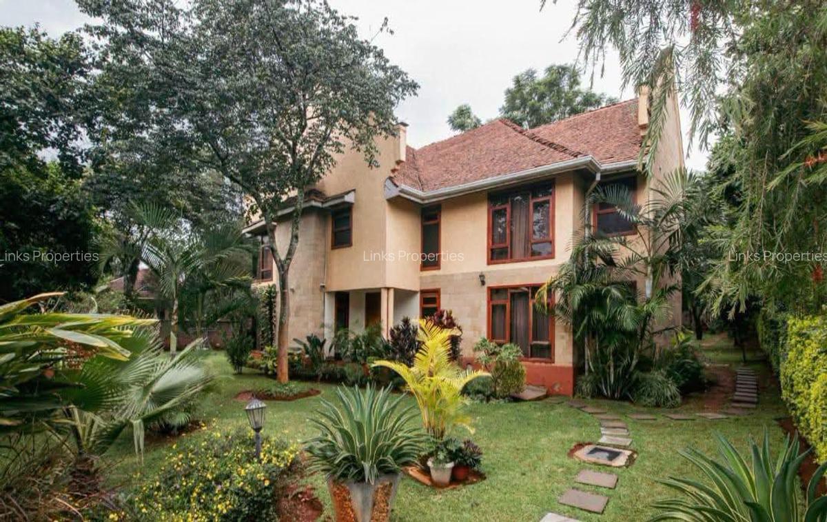 5 Bed Townhouse with En Suite at Karen - 2