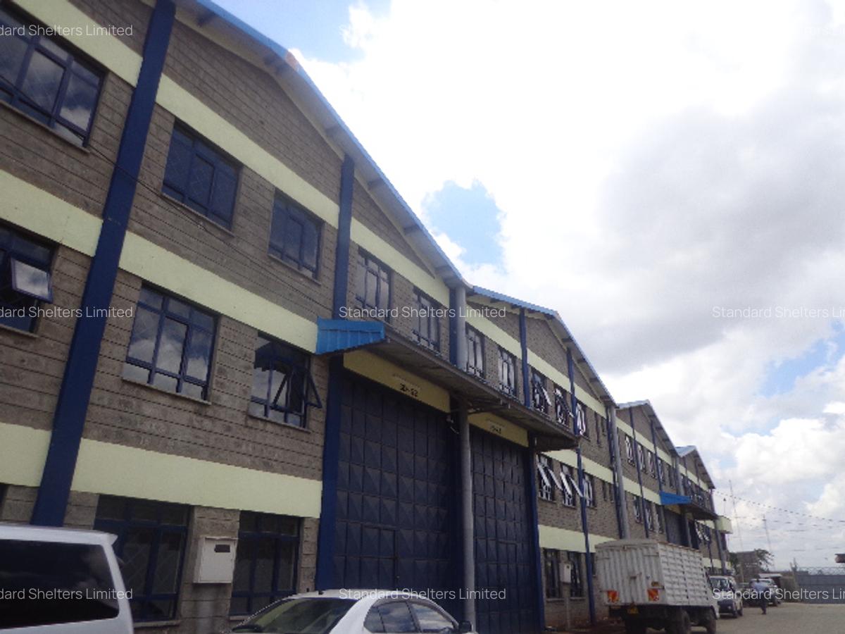6,556 ft² Warehouse with Backup Generator in Industrial Area - 4