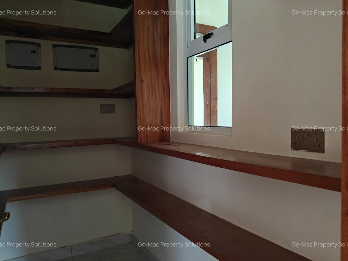 4 Bed House with Swimming Pool in Runda - 7