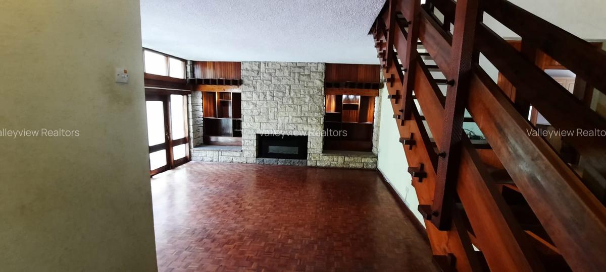 3 Bed House with En Suite at Lavington - 14
