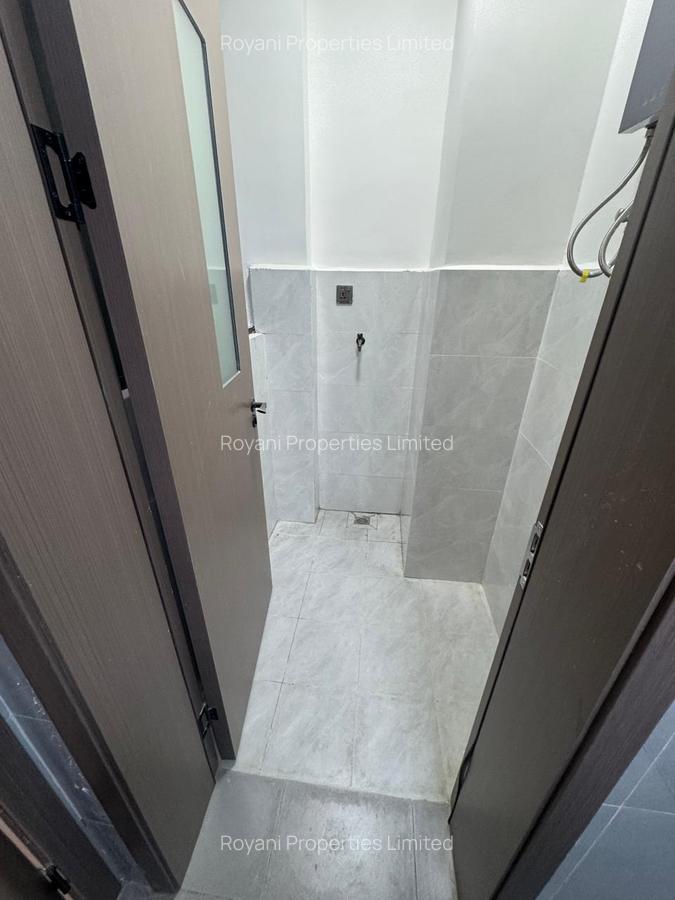 1 Bed Apartment with Swimming Pool in Hurlingham - 10