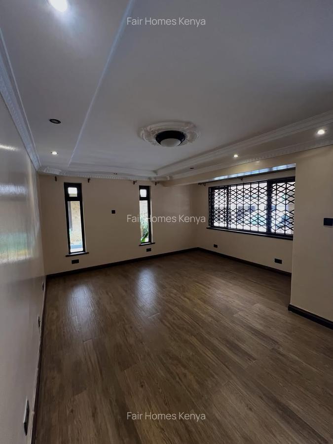 5 Bed Townhouse with En Suite at Kanjata Road - 4